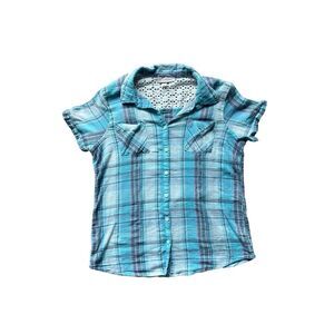 Women's XL Blue Plaid Short Sleeve Button-Up Shirt w/ Lace Detailing